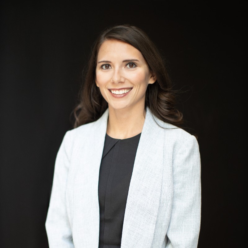 Danielle Naven